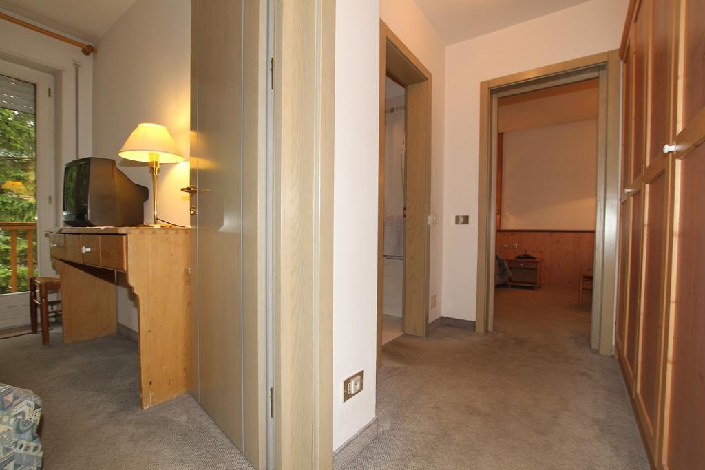 Hotel Villa Rosa Campitello di Fassa Exterior photo