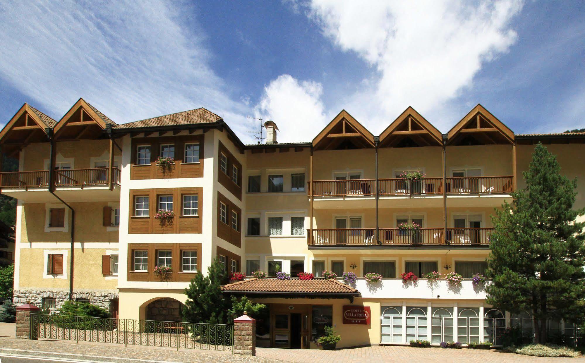 Hotel Villa Rosa Campitello di Fassa Exterior photo
